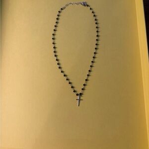 Women’s black onyx short necklace with cross